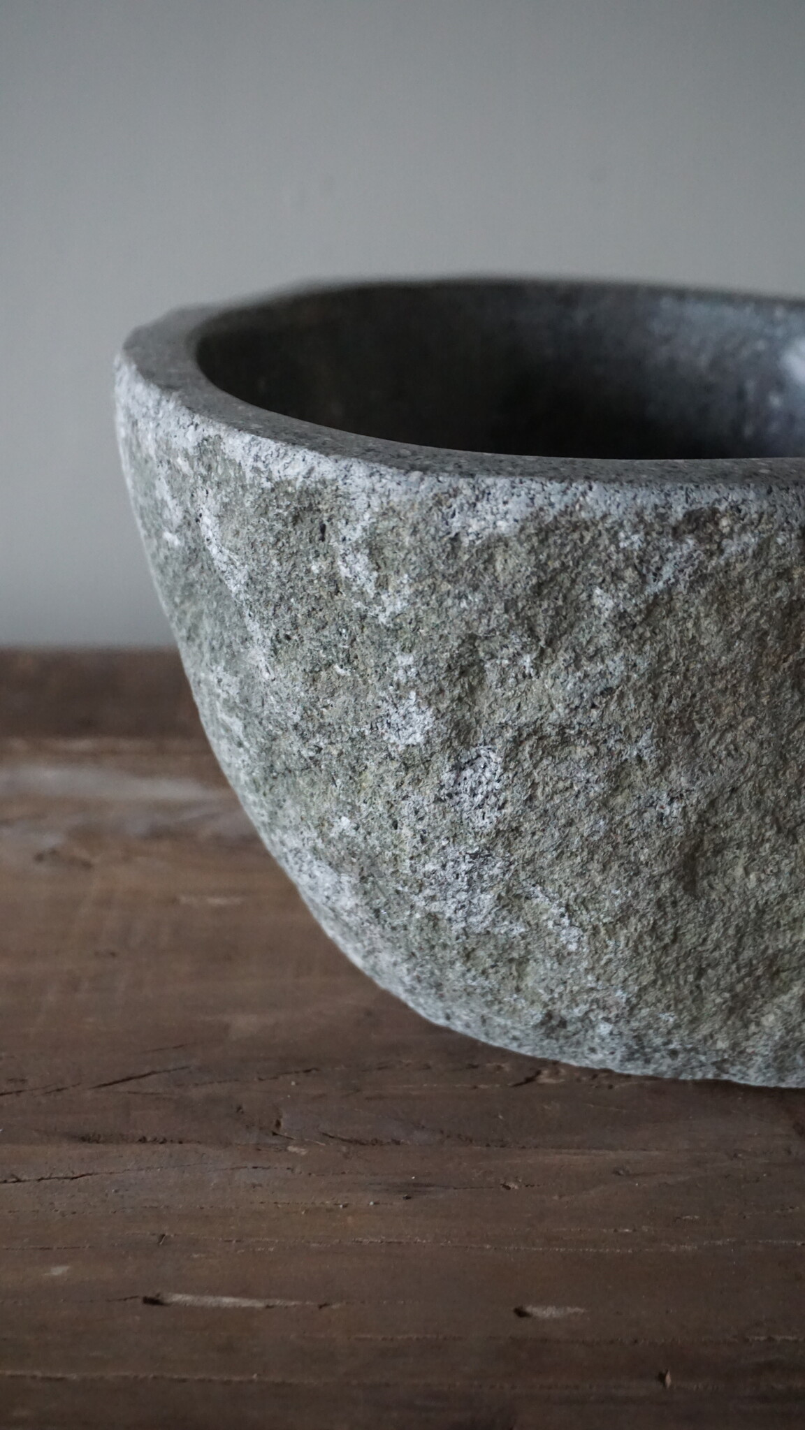 Rene Houtman Kleine Stenen Waskom + Spoelgat | H13 x B25 x D21 cm