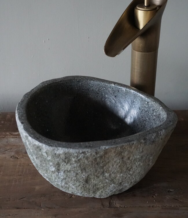 Rene Houtman Kleine Stenen Waskom + Spoelgat | H13 x B25 x D21 cm