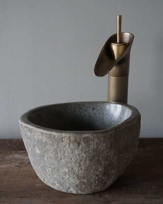 Rene Houtman Kleine Stenen Waskom + Spoelgat | H13 x B24 x D21 cm