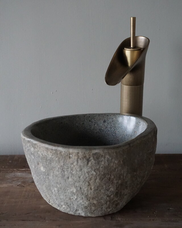 Rene Houtman Kleine Stenen Waskom + Spoelgat | H13 x B24 x D21 cm