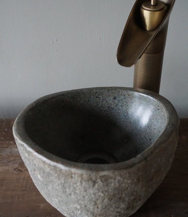Rene Houtman Kleine Stenen Waskom + Spoelgat | H13 x B24 x D21 cm
