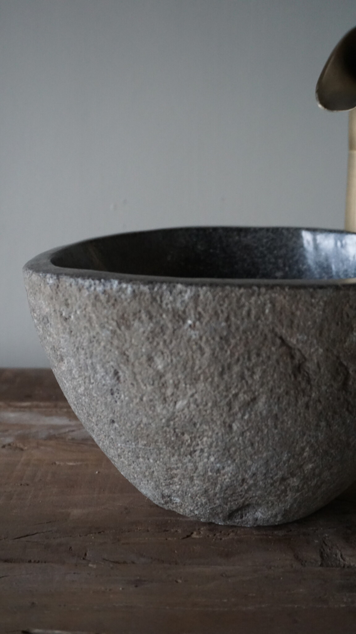 Rene Houtman Kleine Stenen Waskom + Spoelgat | H13 x B23 x D20 cm