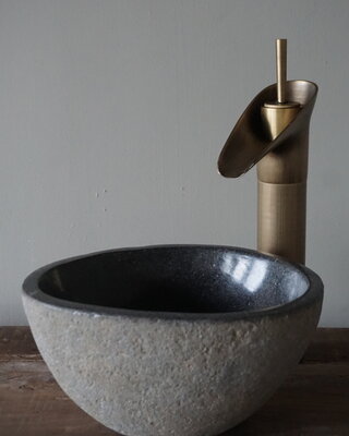 Rene Houtman Kleine Stenen Waskom + Spoelgat | H13 x B25 x D21 cm