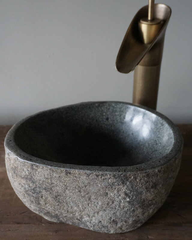 Rene Houtman Kleine Stenen Waskom + Spoelgat | H13 x B26 x D19 cm