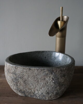 Rene Houtman Kleine Stenen Waskom + Spoelgat | H13 x B26 x D19 cm