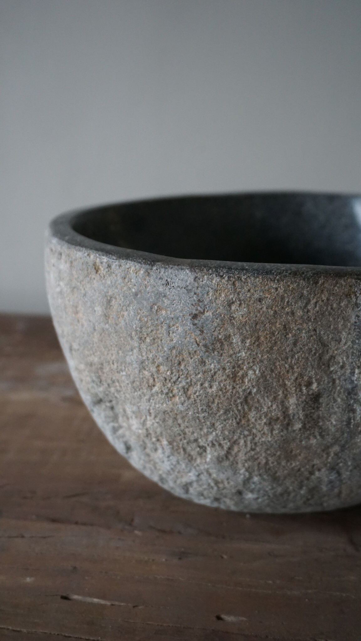 Rene Houtman Kleine Stenen Waskom + Spoelgat | H13 x B24 x D20 cm
