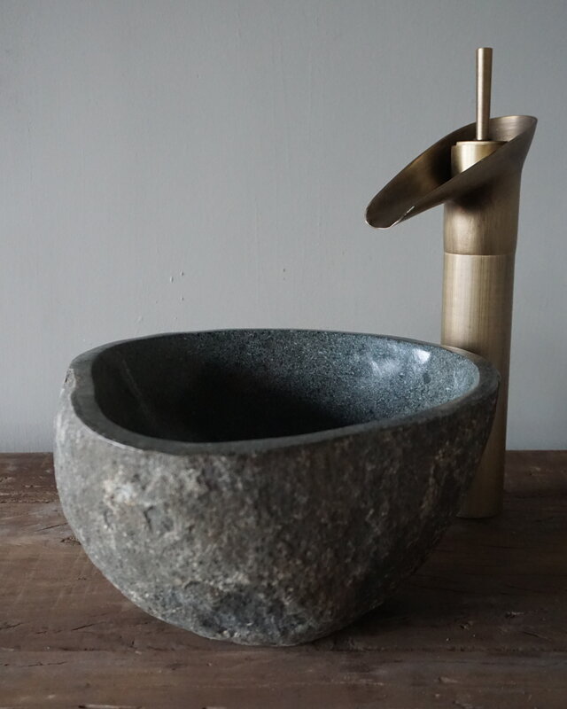 Rene Houtman Kleine Stenen Waskom + Spoelgat | H13 x B25 x D22 cm
