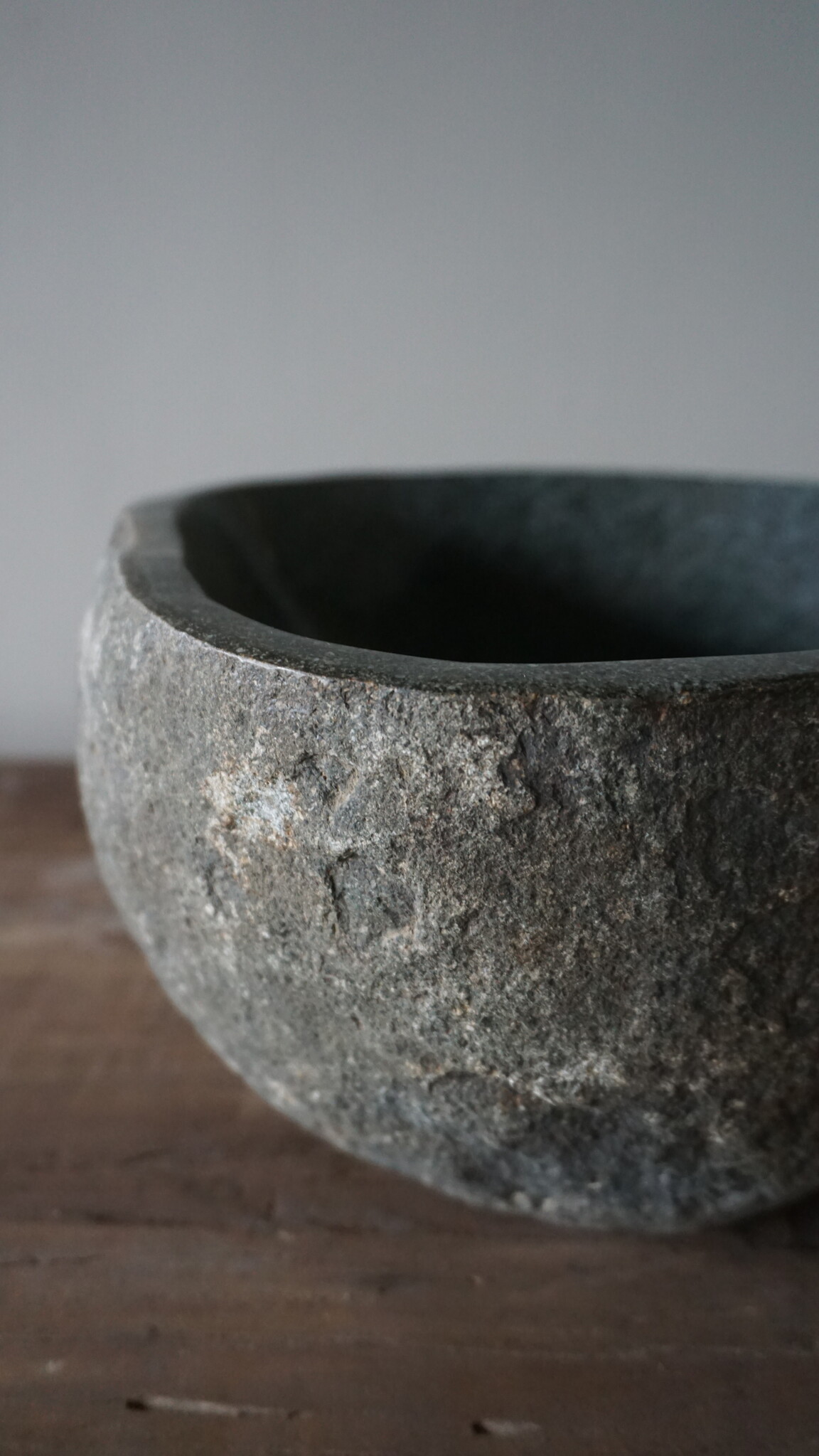 Rene Houtman Kleine Stenen Waskom + Spoelgat | H13 x B25 x D22 cm