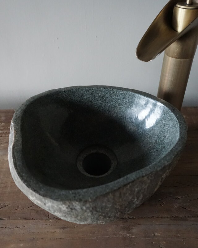 Rene Houtman Kleine Stenen Waskom + Spoelgat | H13 x B25 x D22 cm
