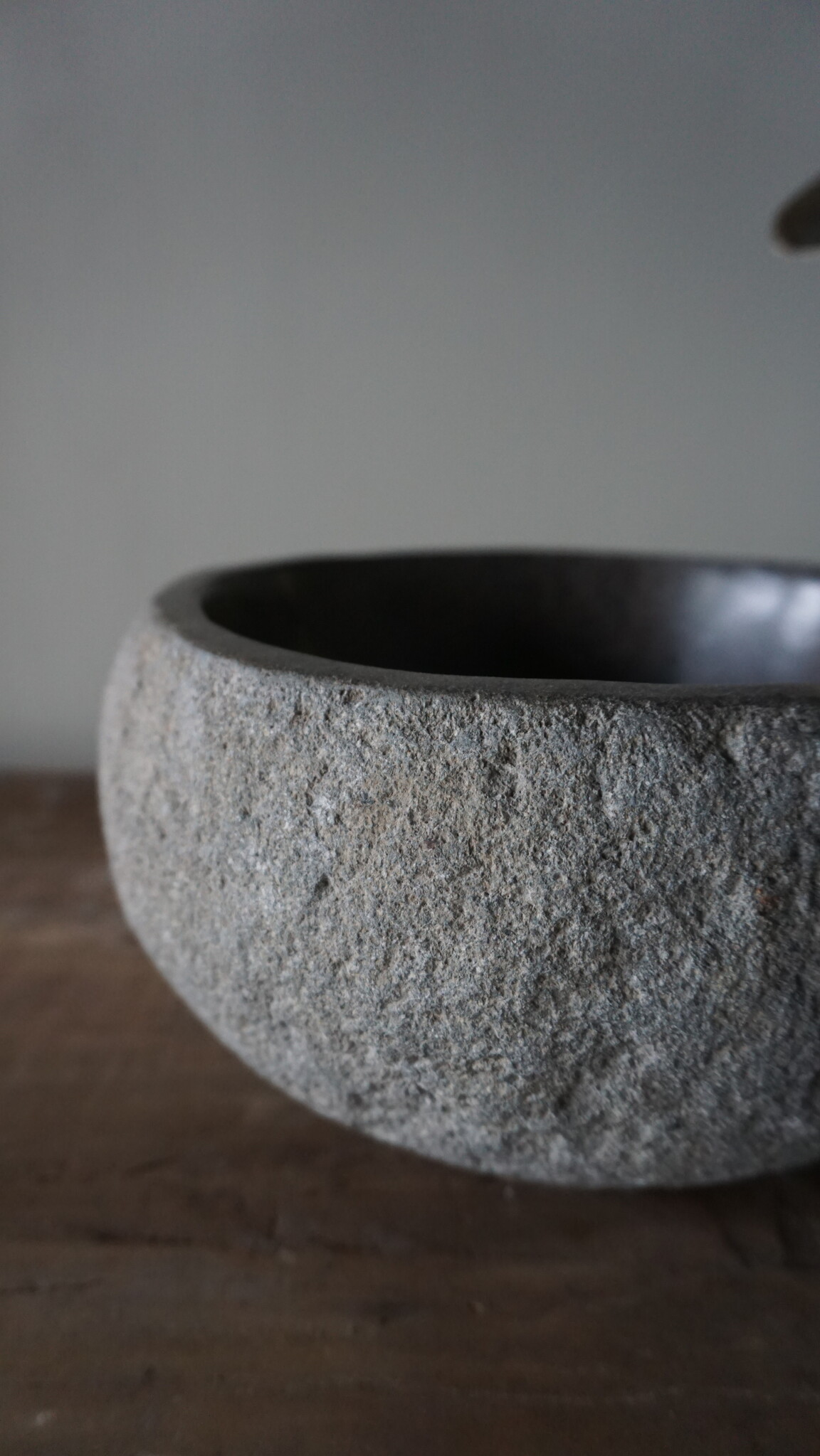 Rene Houtman Kleine Stenen Waskom + Spoelgat | H13 x B23 x D21 cm