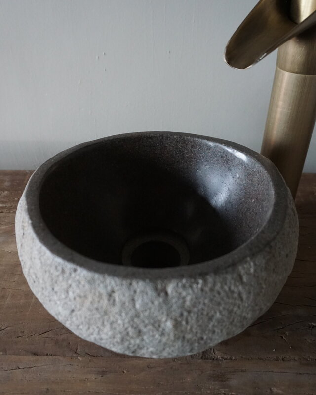 Rene Houtman Kleine Stenen Waskom + Spoelgat | H13 x B23 x D21 cm