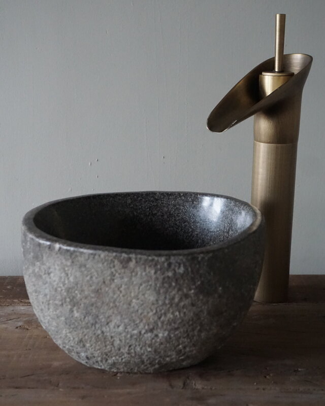 Rene Houtman Kleine Stenen Waskom + Spoelgat | H13 x B22 x D20 cm