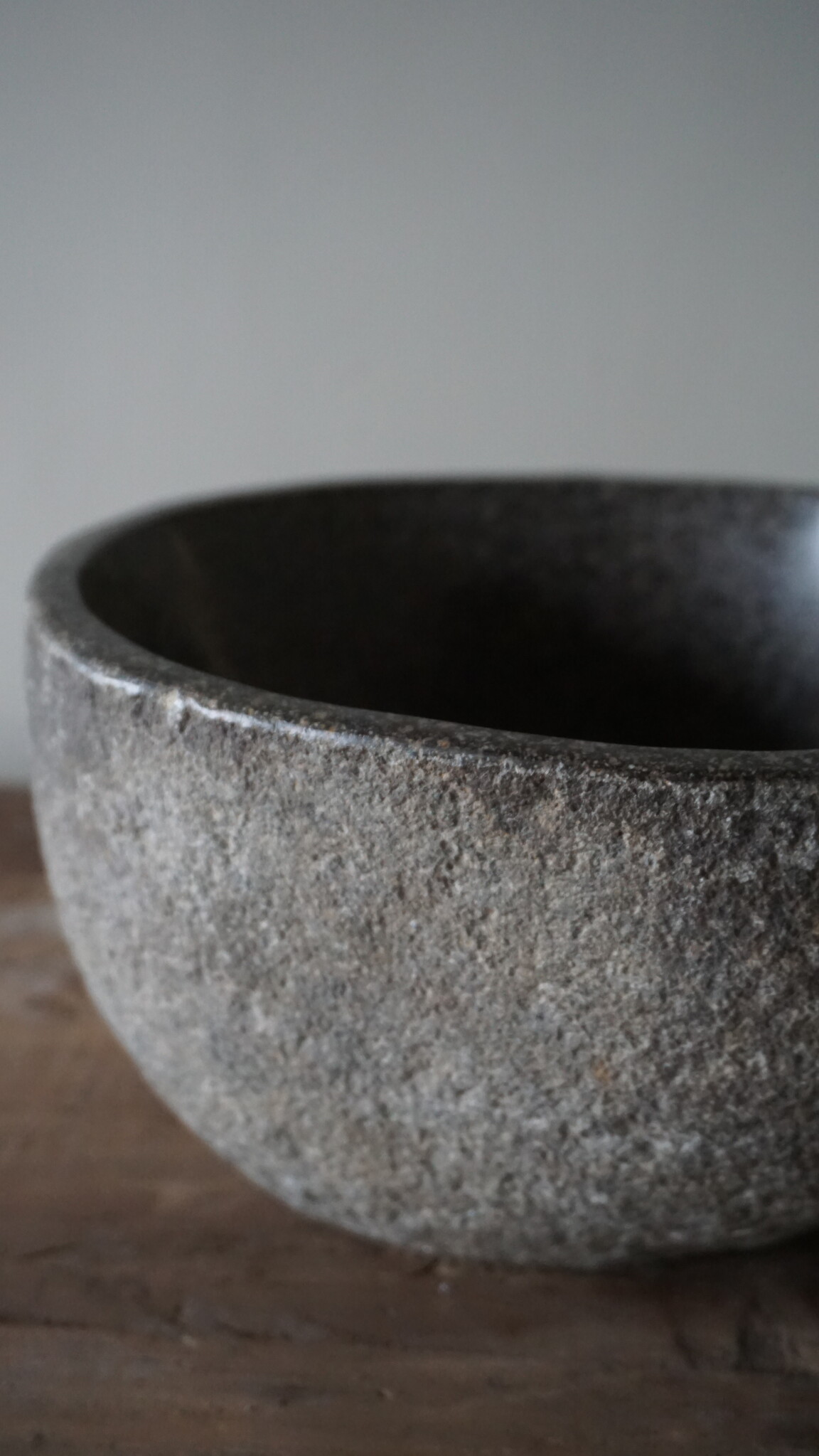 Rene Houtman Kleine Stenen Waskom + Spoelgat | H13 x B22 x D20 cm