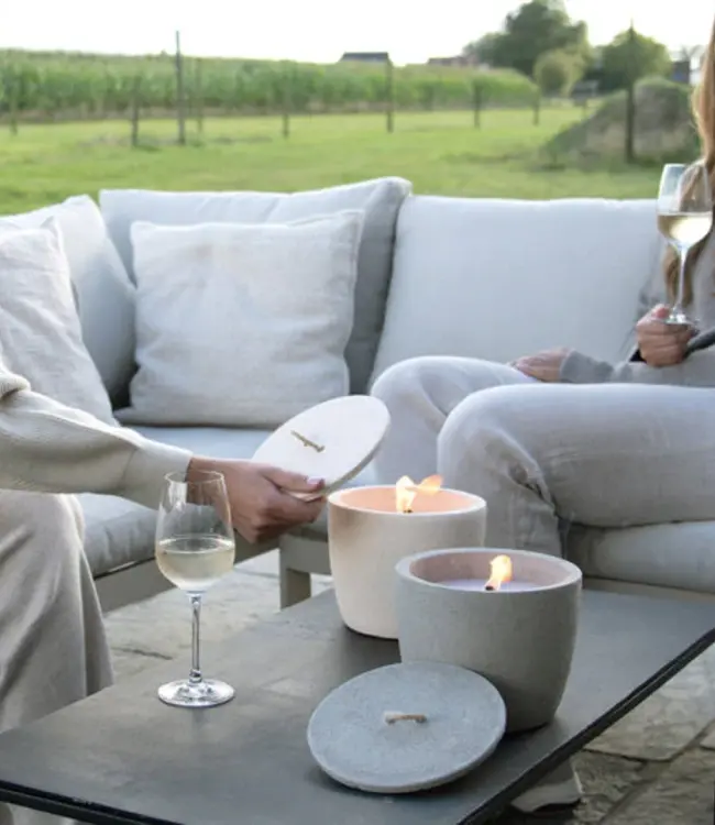 LEEFF Buitenkaars Olivier | Beton | Wit | H15 x D17 cm