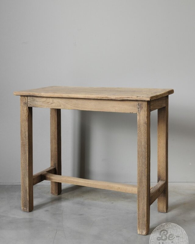 Be-Uniq Oude Bijzettafel | Rustiek Verweerd | H53xB60xD30 cm