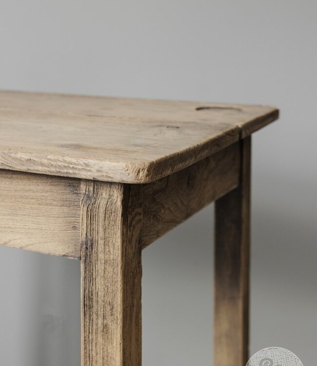 Be-Uniq Oude Bijzettafel | Rustiek Verweerd | H56xB53xD39 cm