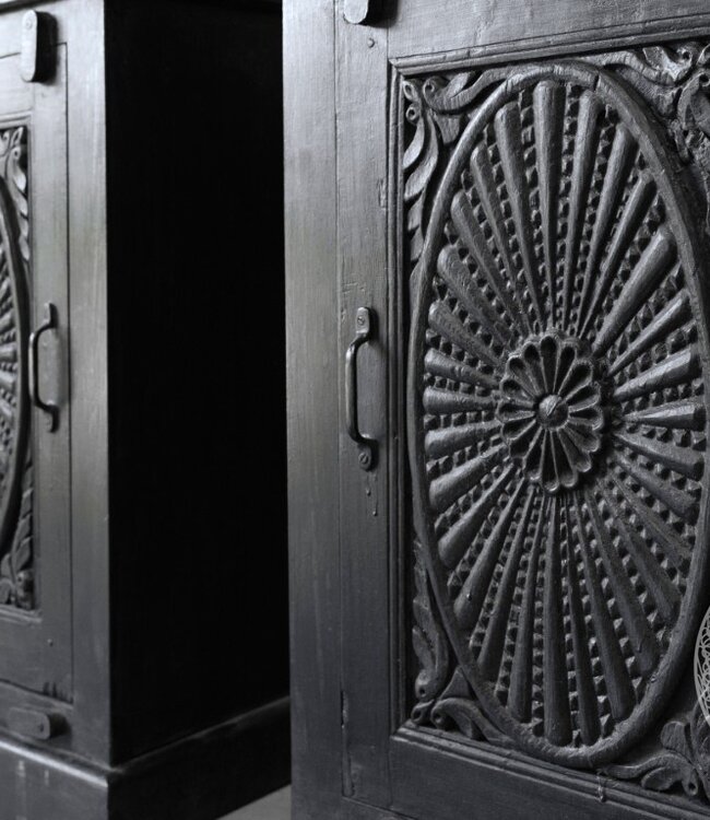 Be-Uniq Set Van 2 Nachtkastjes | India | H85xB56xD38 cm