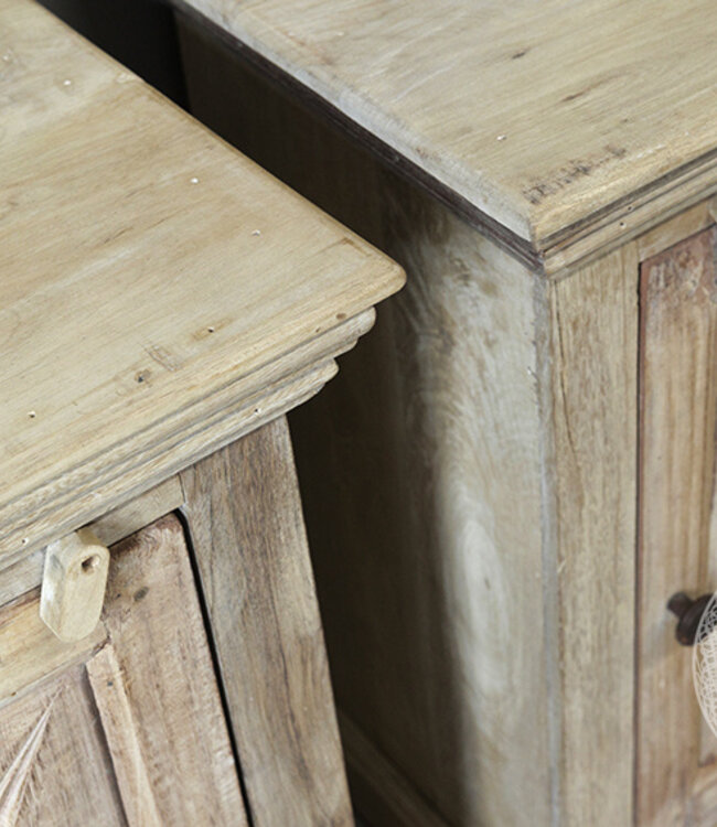 Be-Uniq Set Van 2 Oude Nachtkastjes | H72xB58xD37 cm