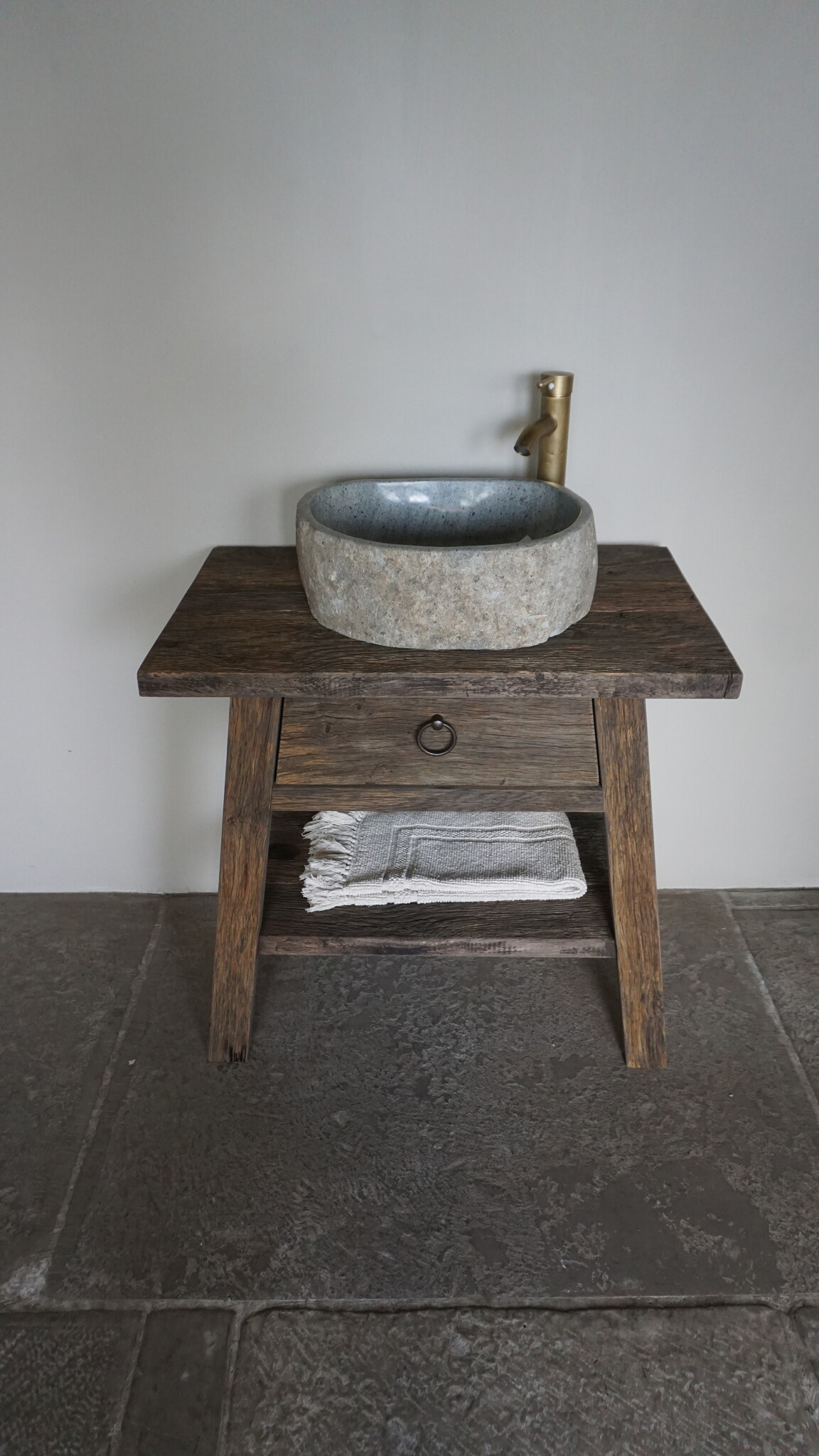 Rene Houtman Toiletmeubel Noud Small | Oud Eikenhouten Wagonplanken