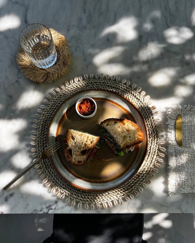 Bazar Bizar De Seagrass Shell Placemat - Naturel