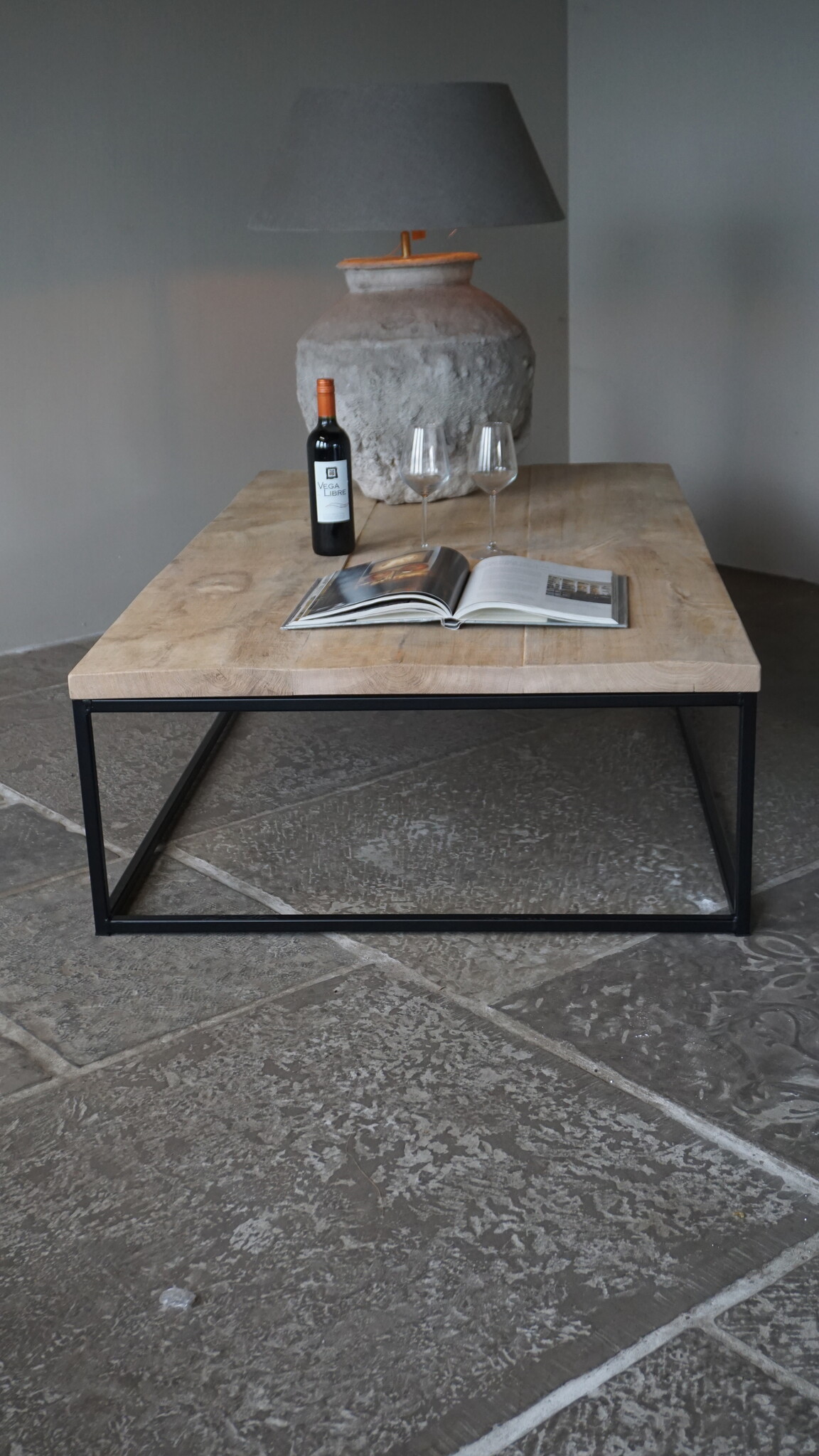 Rene Houtman Salontafel Eikenhout | Ijzeren Onderstel | Kies Maat