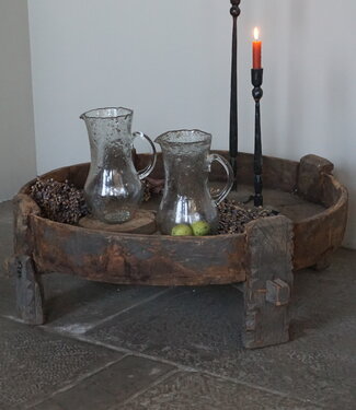 Rene Houtman Chakki Tafel XL | Oud Hout | H30 x D95 cm