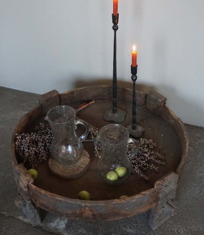 Rene Houtman Chakki Tafel XL | Oud Hout | H30 x D95 cm