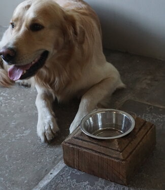 Rene Houtman Unieke Voerbak | Oud Indische Poer | Nr 5 | H9 x D21 cm Rene Houtman Unieke Voerbak | Oud Indische Poer | Nr 5 | H9 x D21 cm