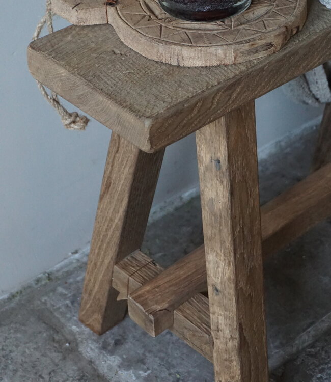 Rene Houtman Oud Eikenhouten Bankje | Nr 1 | H45 x B61 x D18 cm