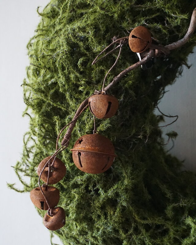 Rene Houtman Decoratieve Rustieke Kersttak Met Bellen | L30 cm