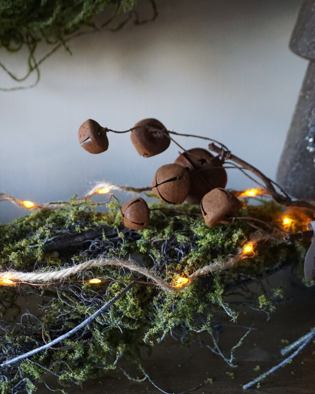 Rene Houtman Decoratieve Rustieke Kersttak Met Bellen | L30 cm