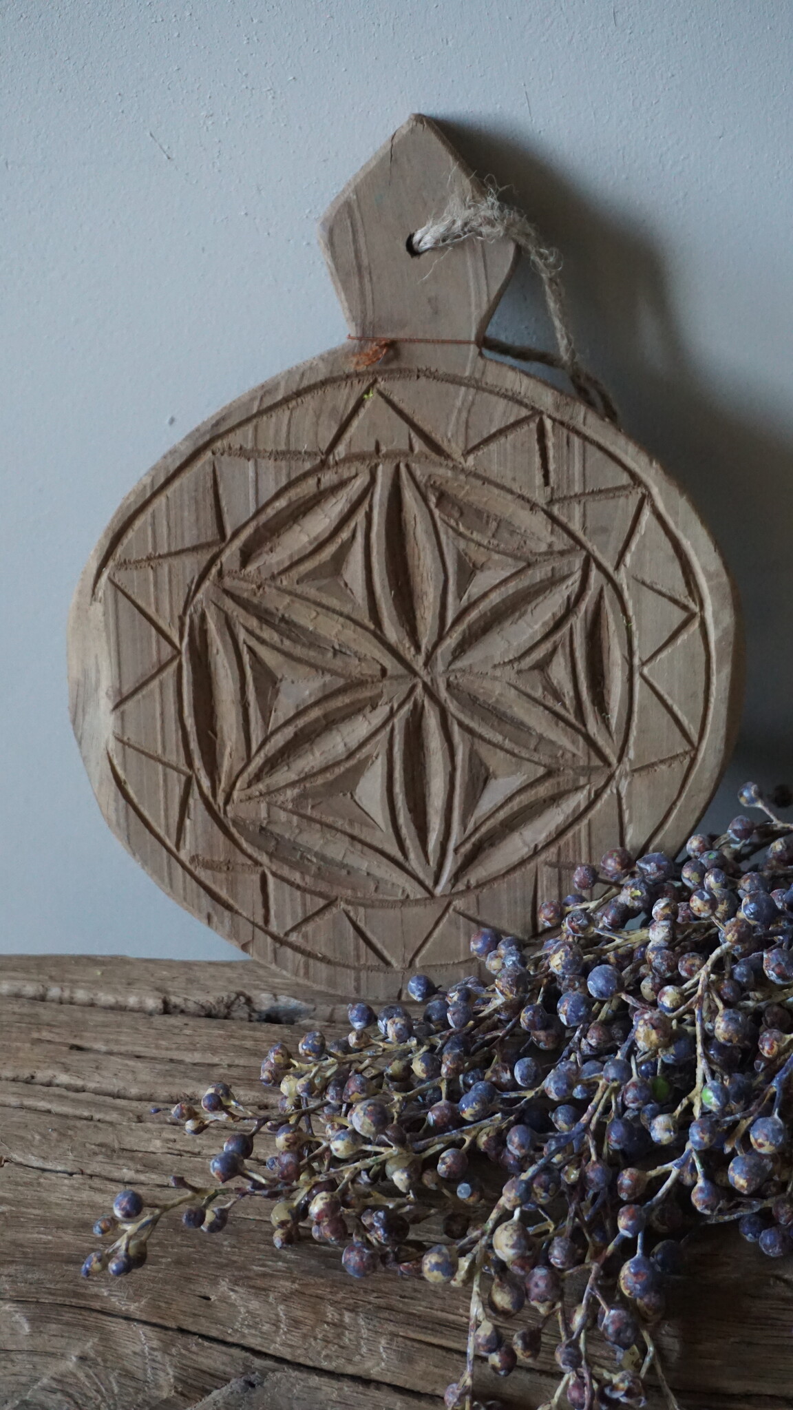 Rene Houtman Houten Onderzetter/Plankje Mandela | H3xB20xL25 cm