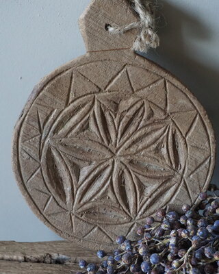 Rene Houtman Mandela Onderzetter Hout | H3xB19xL25 cm