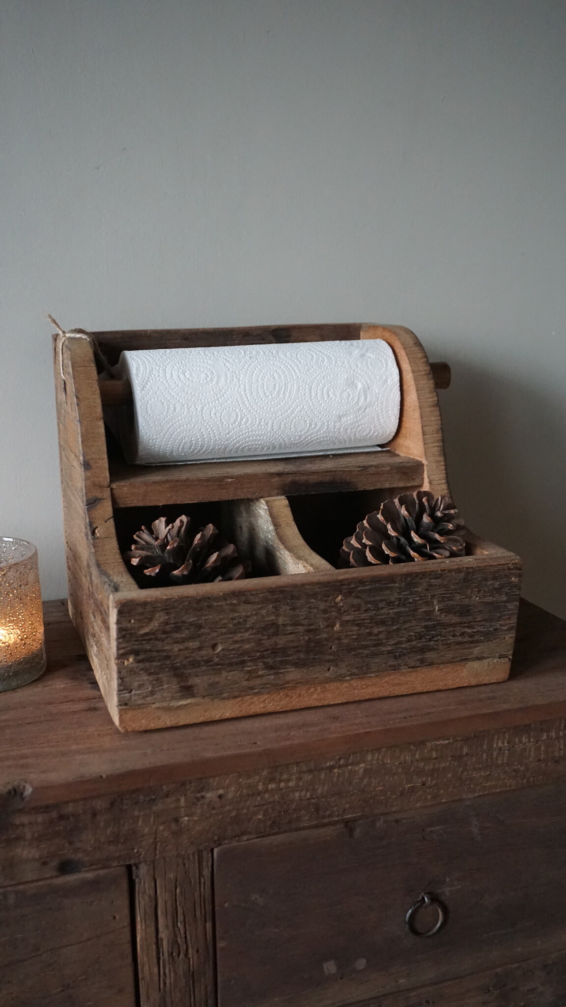 Rene Houtman Keukenrolhouder Greet | Truckwood | H26 x B30 x D30 cm
