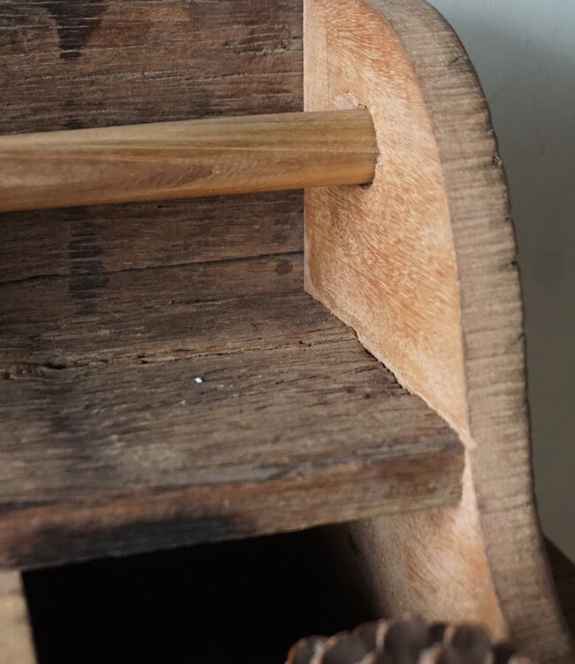 Rene Houtman Keukenrolhouder Greet | Truckwood | H26 x B30 x D30 cm