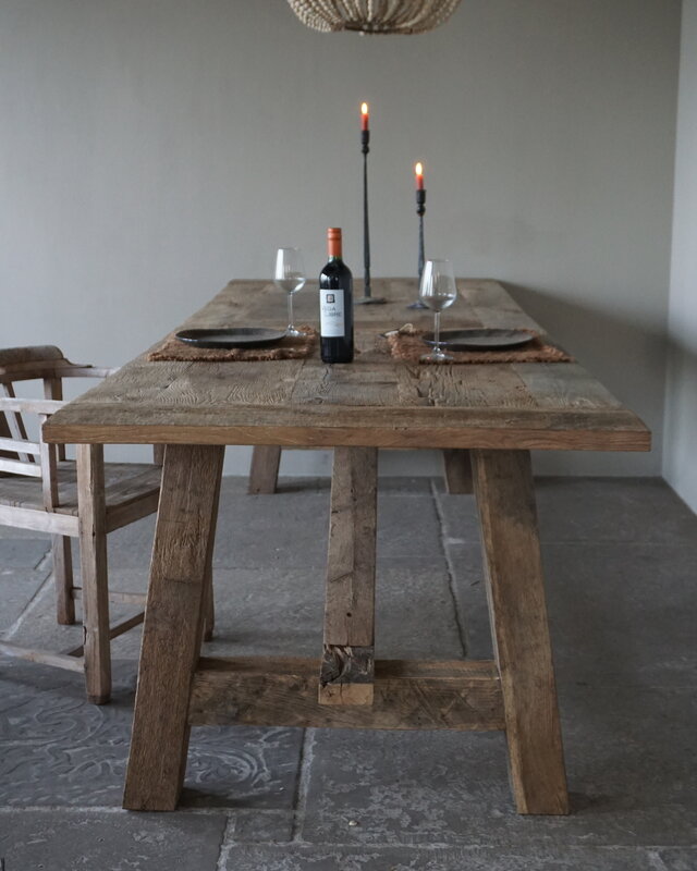 Rene Houtman Oud Eikenhouten Tafel | L300 x B100 x D80 cm