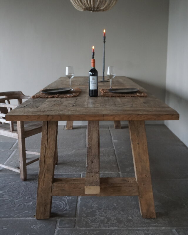 Rene Houtman Oud Eikenhouten Tafel | L300 x B100 x H79 cm