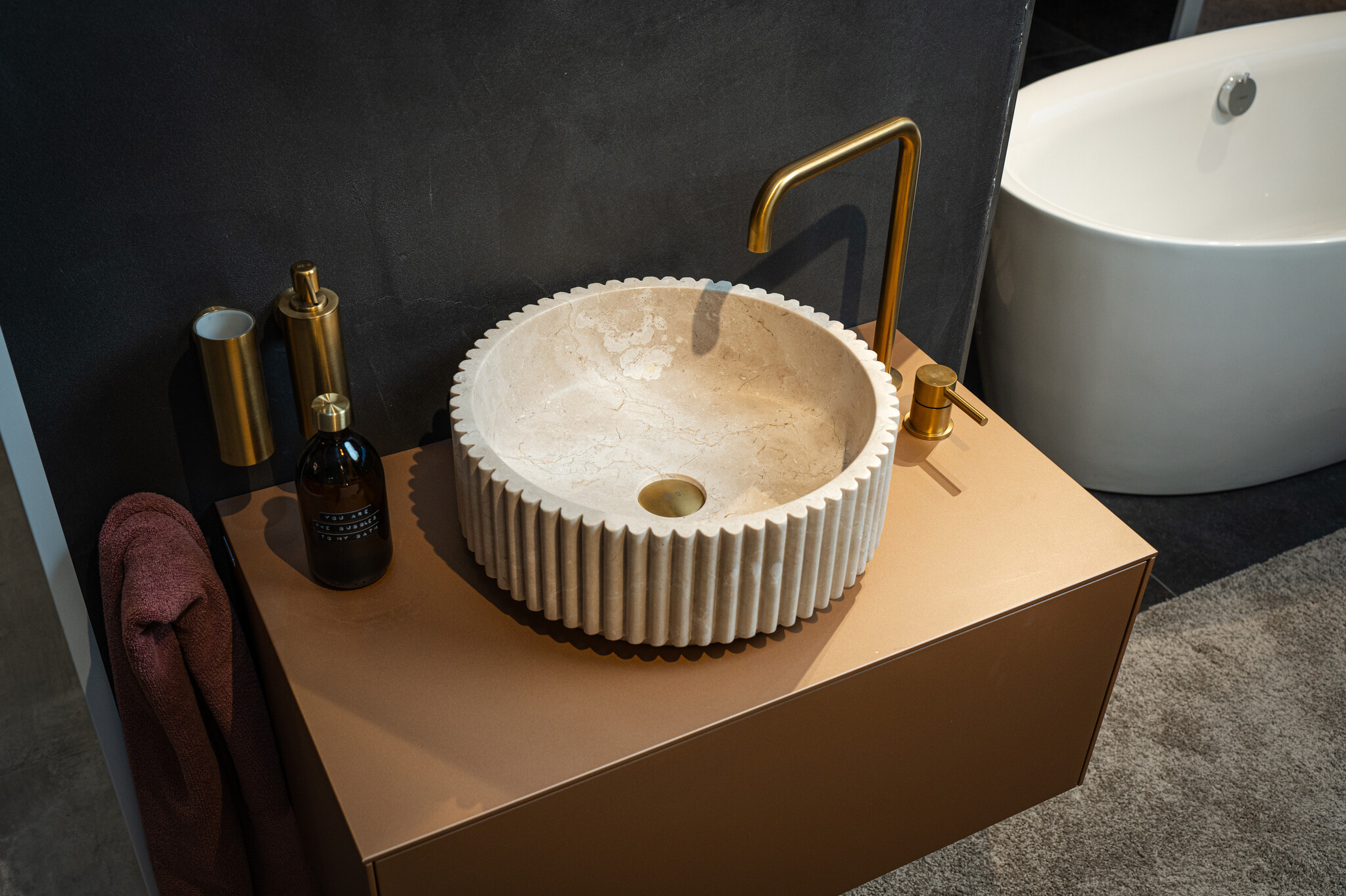 Loutro Bathroomware Waskom Irini | Marmer | Ø40 x H15 cm