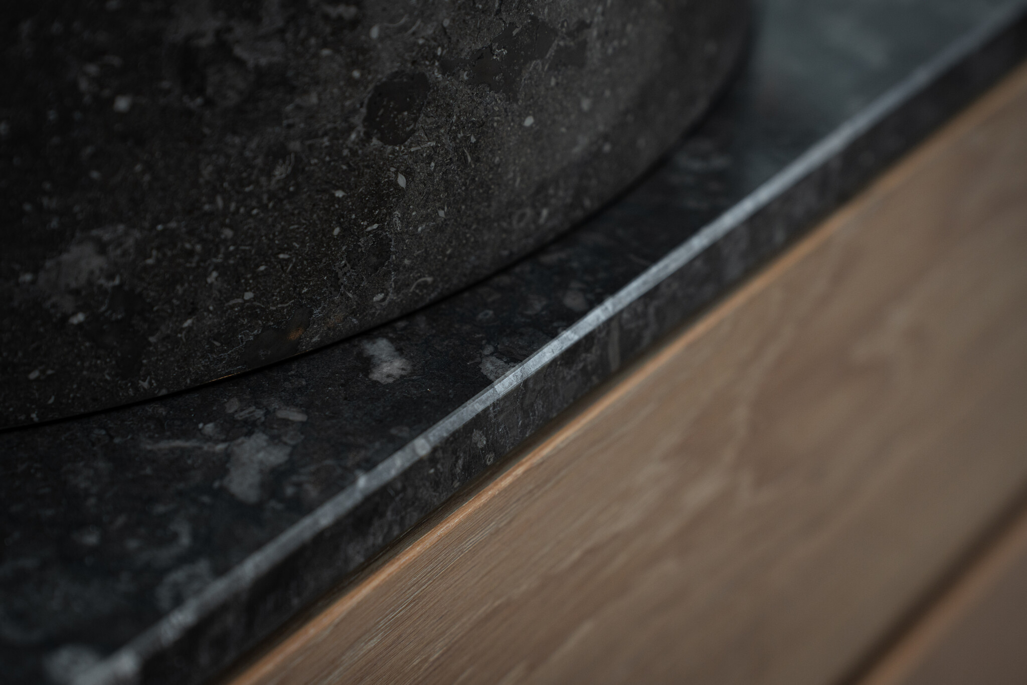Loutro Bathroomware Afdekbladen | Marmer | Glans Antraciet | Op Maat