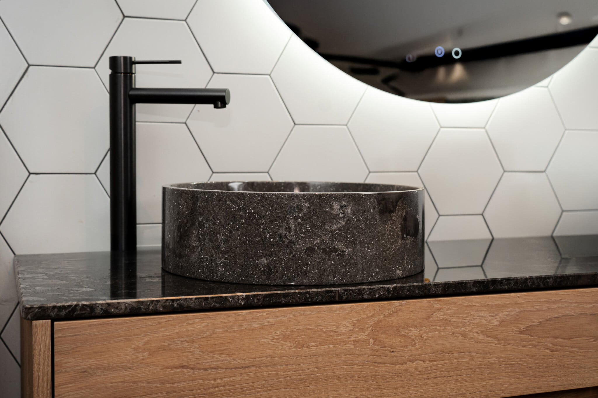 Loutro Bathroomware Afdekbladen | Marmer | Glans Antraciet | Op Maat