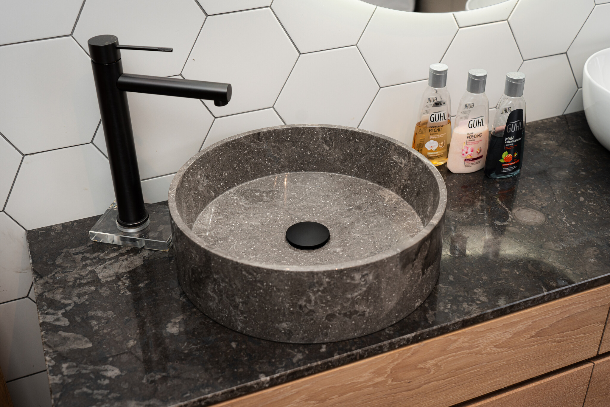 Loutro Bathroomware Afdekbladen | Marmer | Glans Antraciet | Op Maat