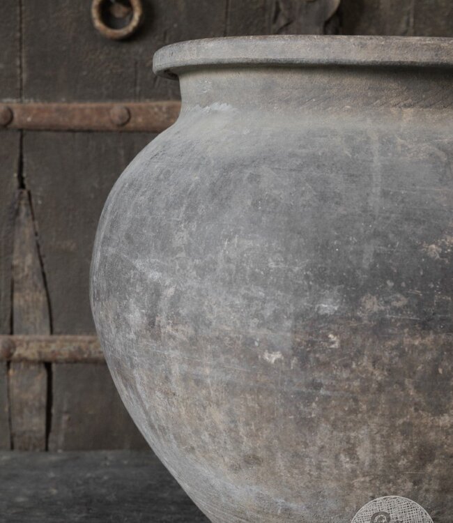 Be-Uniq Oude Stenen Pot | China | H38 x D40 cm