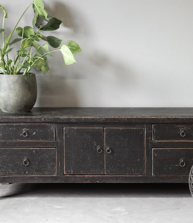 Be-Uniq Oud Dressoir | China | H55 x B179 x D44 cm