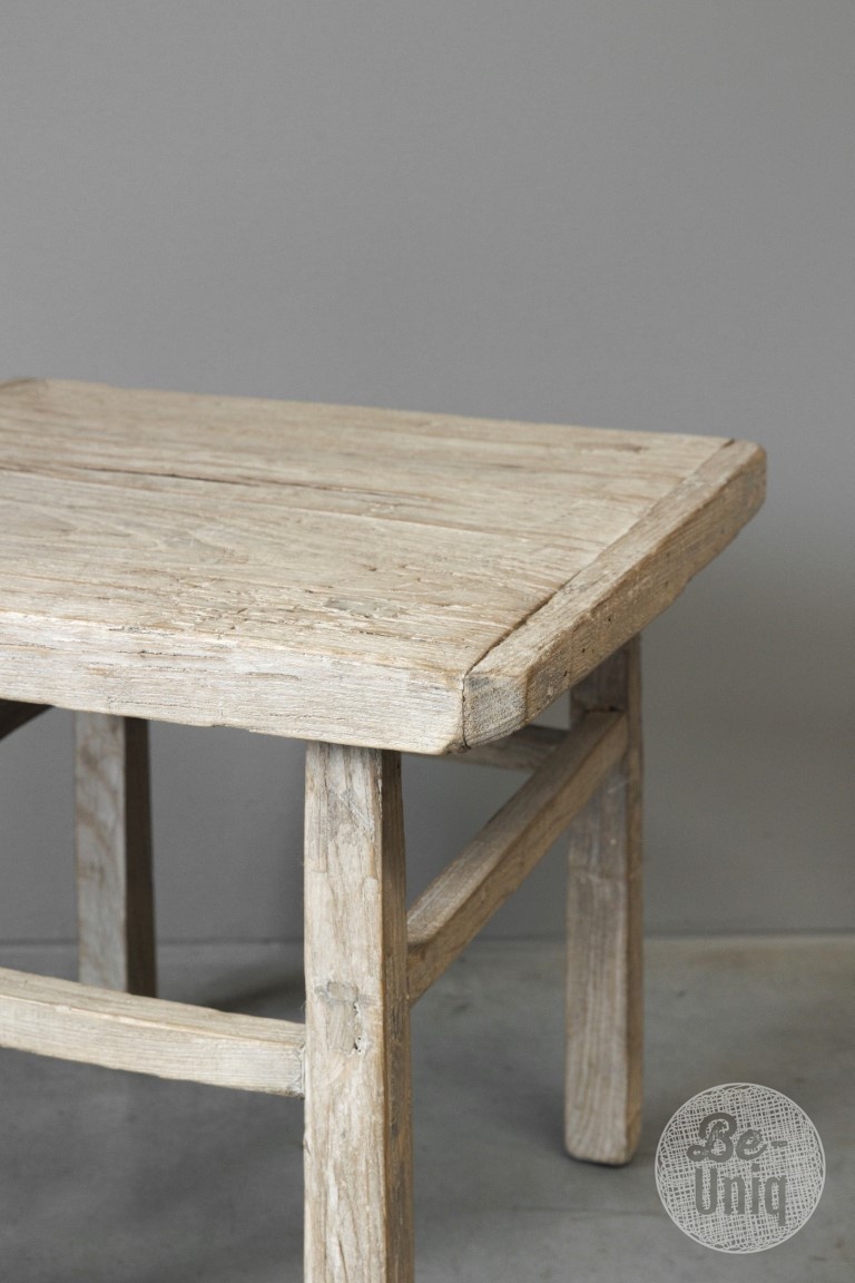 Be-Uniq Oude Bijzettafel | China | H50 x B53 x D48 cm
