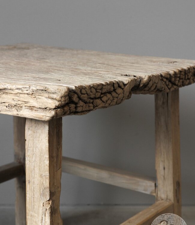 Be-Uniq Oude Bijzettafel | China | H51 x B52 x D54 cm