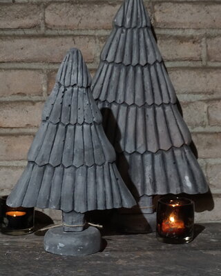 Rene Houtman Kerstboom | Beton | H35 x B33 x D10 cm