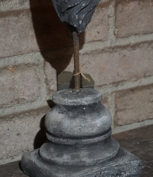 Rene Houtman Ramskop Op Poot Met Kaarsenhouder | H36xB10xD10 cm