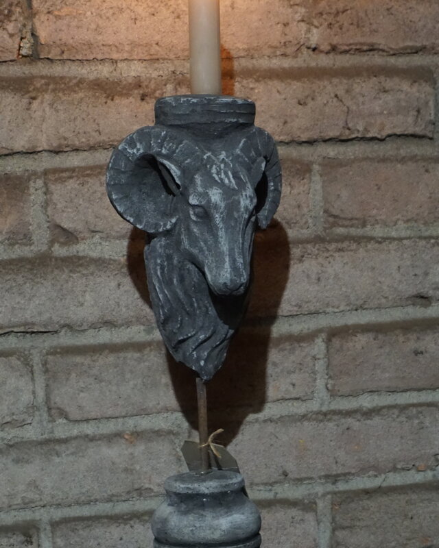 Rene Houtman Ramskop Op Poot Met Kaarsenhouder | H36xB10xD10 cm
