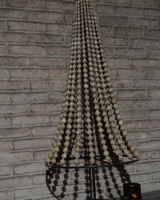 Rene Houtman Houten Kerstboom | Kralen | H130 x D50 cm