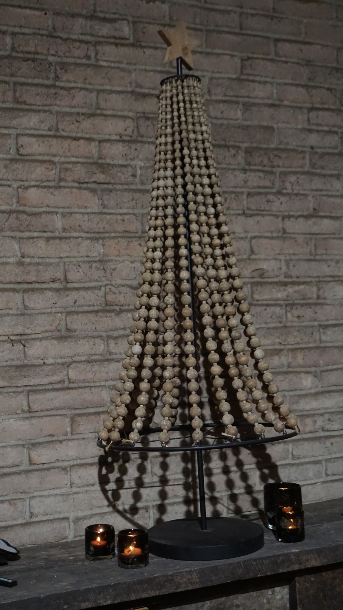 Rene Houtman Houten Kerstboom | Kralen | H130 x D50 cm